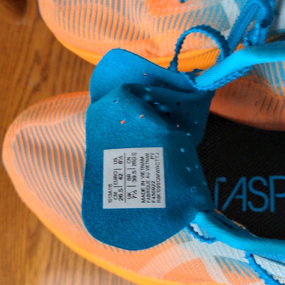 Asics Metaspeed Sky+ - Picture 3 of 4